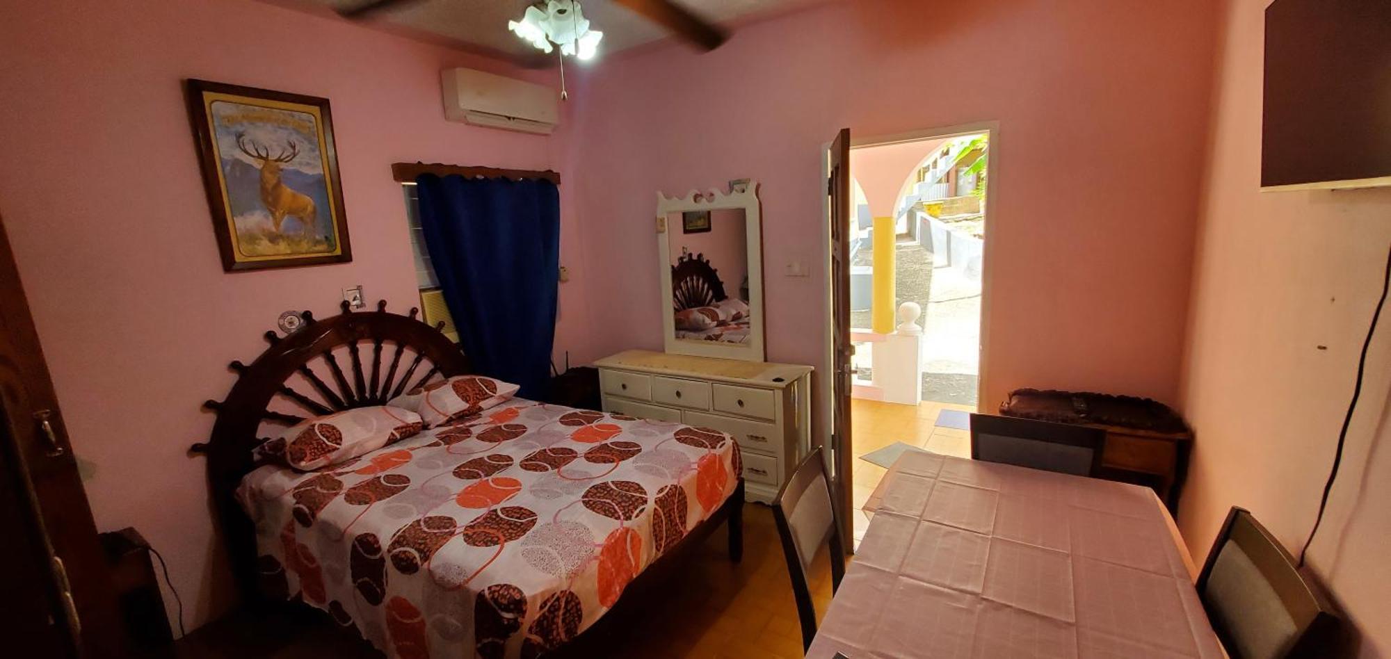 Little Shaw Park Guest House 奥乔里奥斯 外观 照片